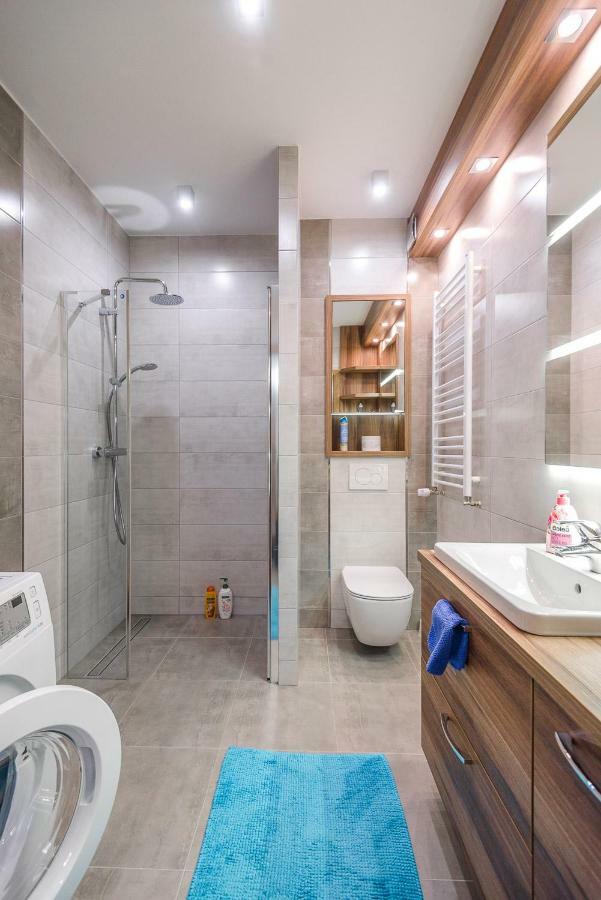Apartament 48M W Centrum Grojca Grojec  ภายนอก รูปภาพ