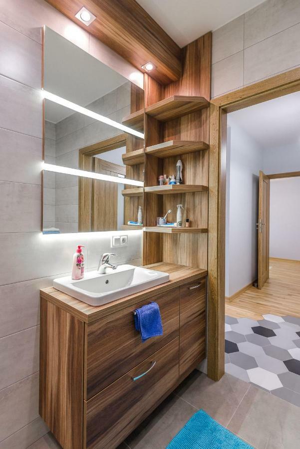 Apartament 48M W Centrum Grojca Grojec  ภายนอก รูปภาพ
