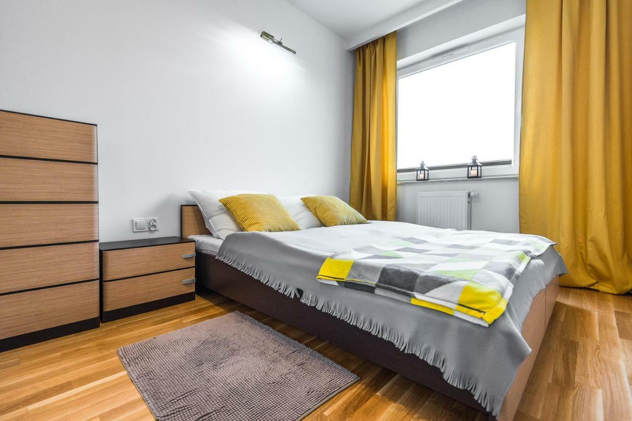 Apartament 48M W Centrum Grojca Grojec  ภายนอก รูปภาพ