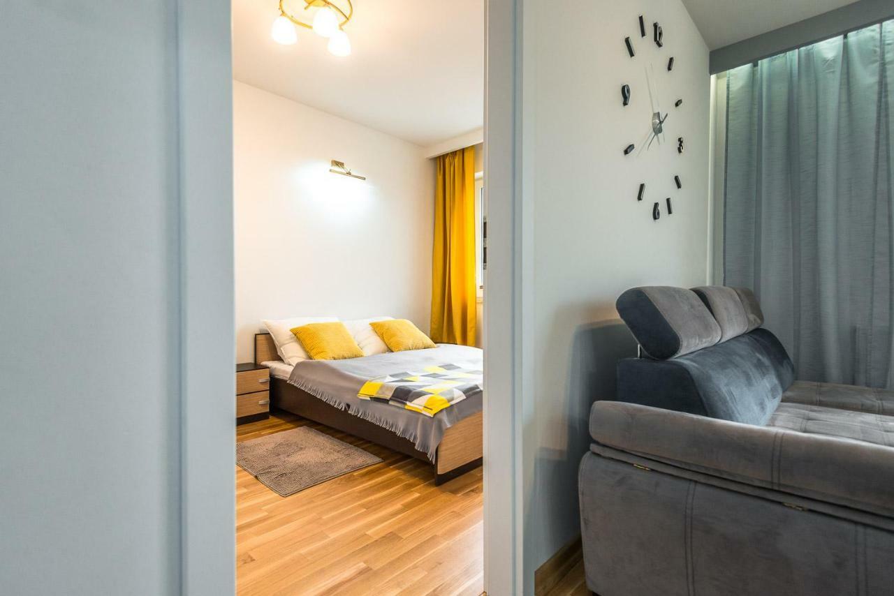 Apartament 48M W Centrum Grojca Grojec  ภายนอก รูปภาพ