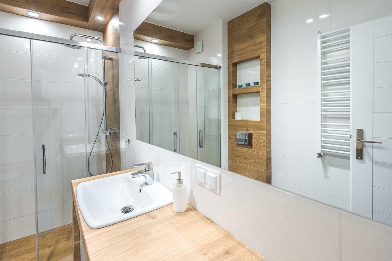 Apartament 48M W Centrum Grojca Grojec  ภายนอก รูปภาพ